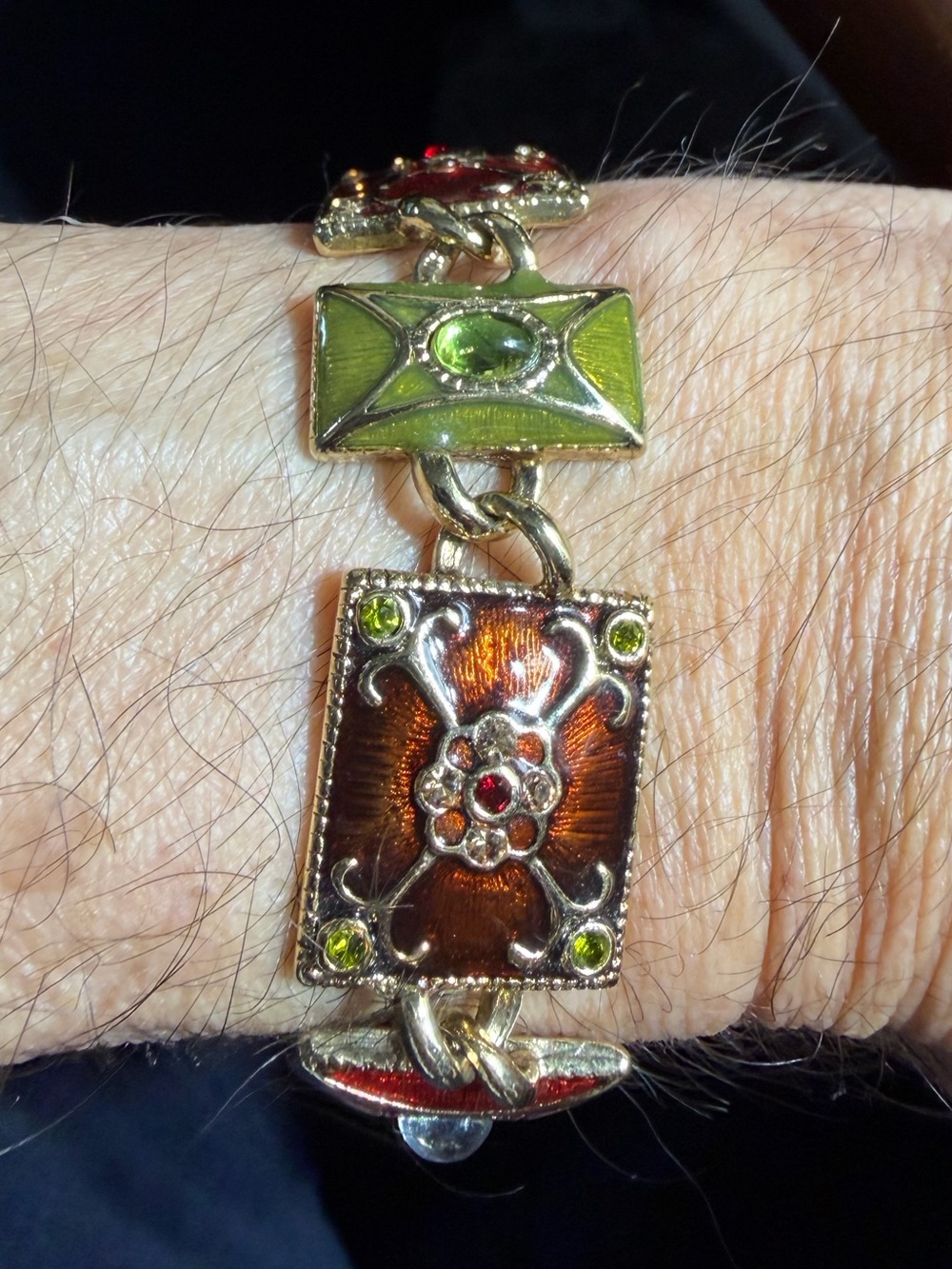 Vintage Liz Claiborne Gold-Tone Enamel Lunk Bracelet